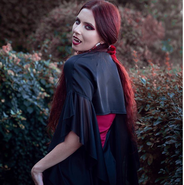 Vampire Hairstyles for Halloween